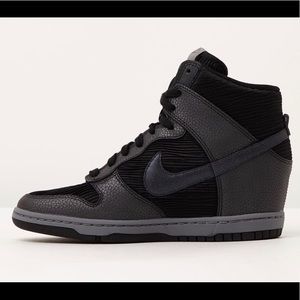 Black Dunk Sky Hi